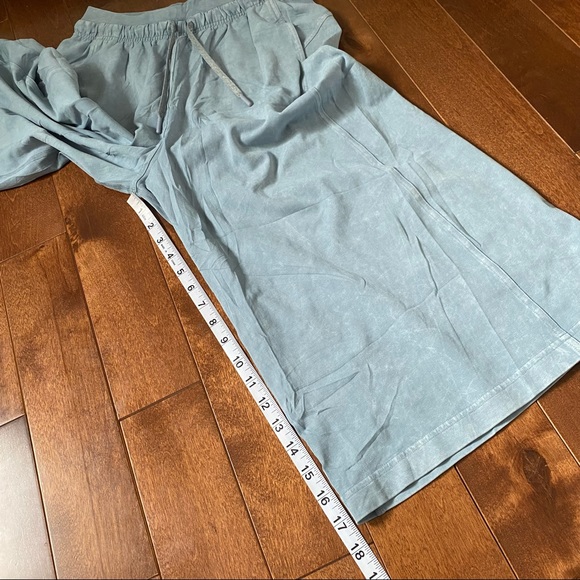 Lululemon Inner Glow Culotte 4 - Picture 10 of 11